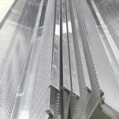 ซื้อ เลเซอร์ตัดแบบพิเศษ แผ่นอลูมิเนียม perforated ปรับแต่งสําหรับการปรับอากาศ online manufacture